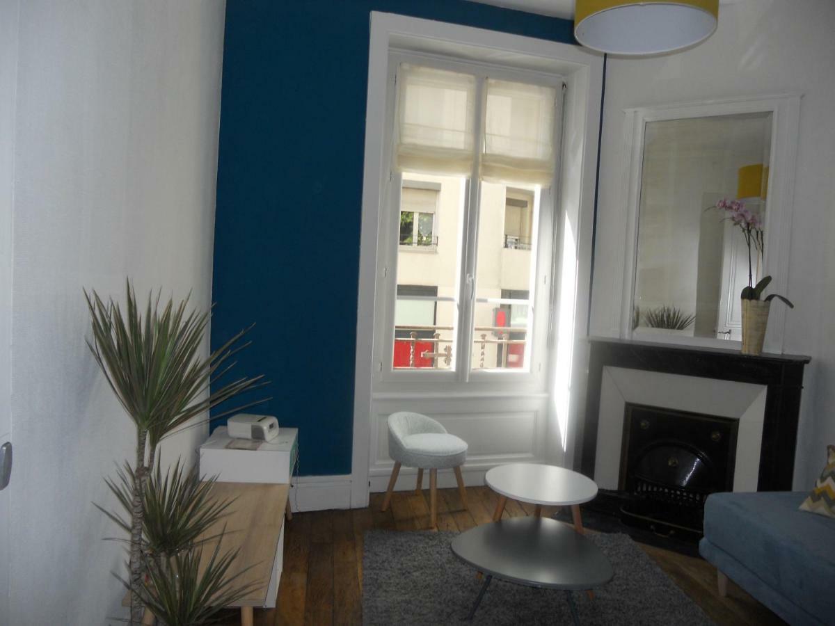Au 303 Apartamento Lyon Exterior foto